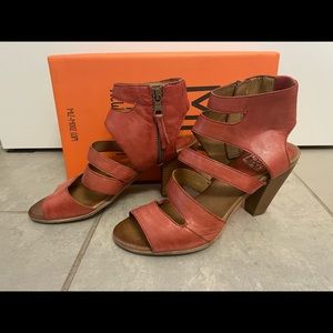 Miz Mooz Melrose Sandals